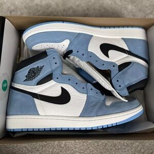 Jordan 1 Retro OG High University Blue sneaker